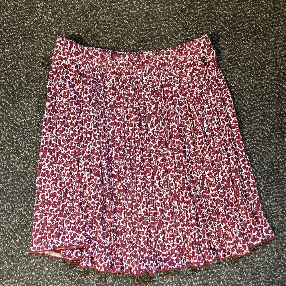 Loft skirt